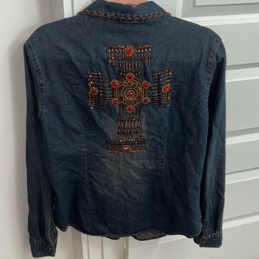 MARTINI RANCH western denim pearl snap top size large beaded cross rodeo boho